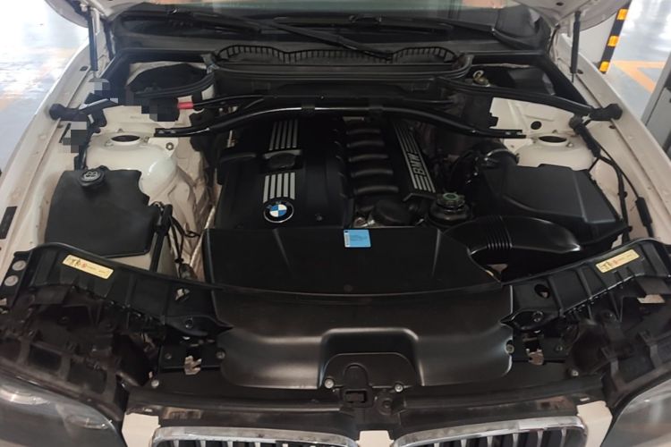 Used BMW X3 2008 xDrive25i Leading Model Engine Bay
