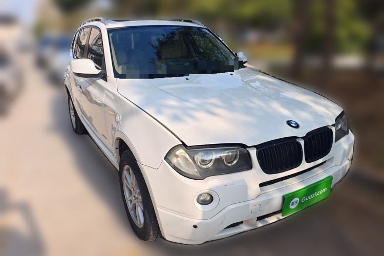 Used BMW X3 2008 xDrive25i Luxury Model Front Right 45 Deg