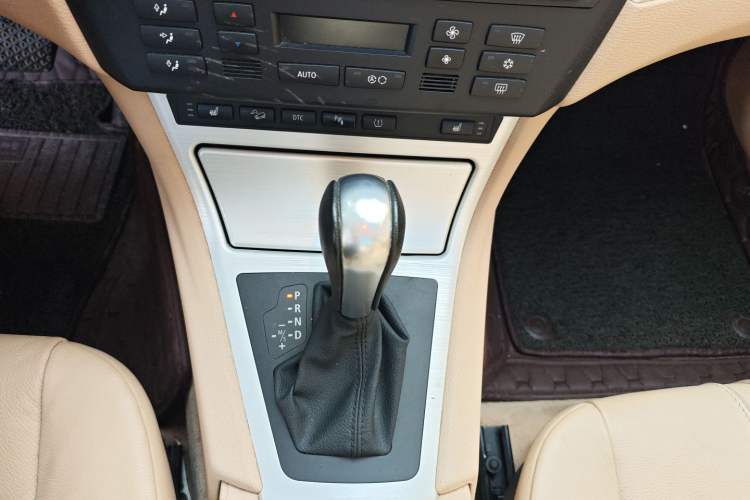 Used BMW X3 2008 xDrive25i Luxury Model Gear Lever
