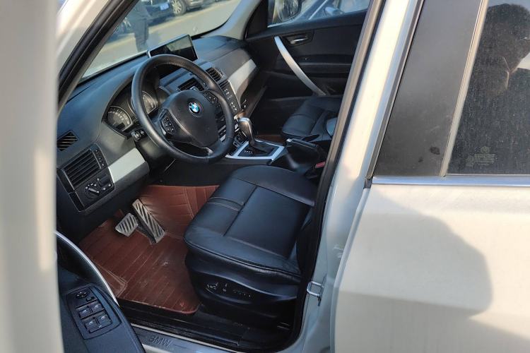 Used BMW X3 2008 xDrive25i Luxury Model Left Front Seat