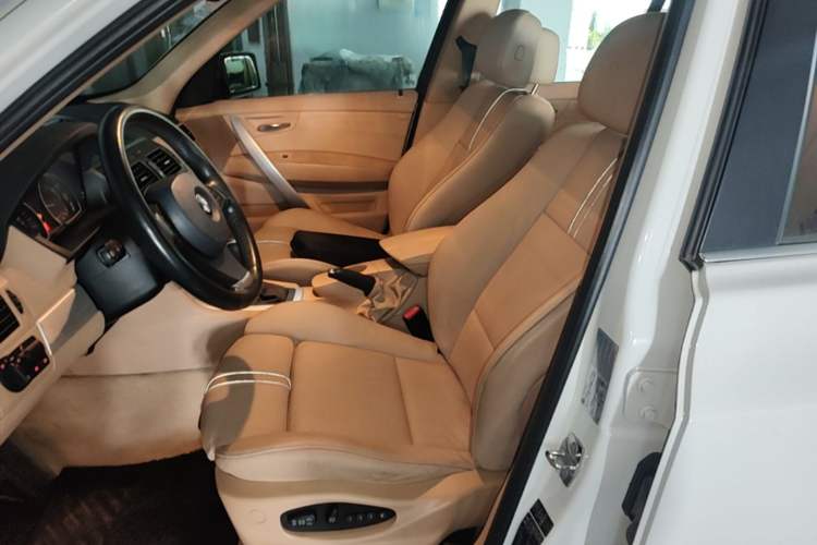 Used BMW X3 2008 xDrive25i Leading Model Left Front Seat