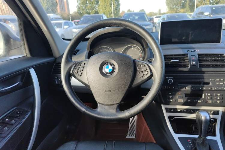 Used BMW X3 2008 xDrive25i Luxury Model Steering Wheel