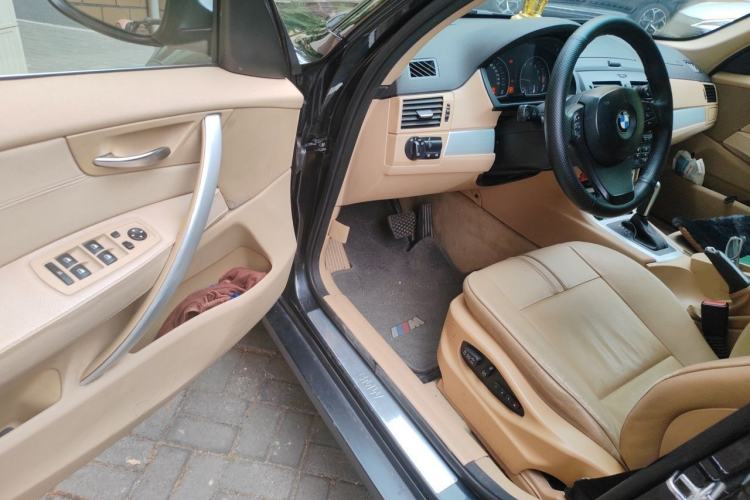 Used BMW X3 2009 xDrive25i Luxury Plus Model Driver Seat