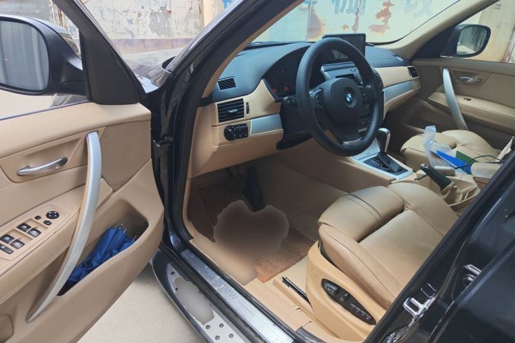 Used BMW X3 2009 xDrive25i Luxury Plus Model Driver Seat