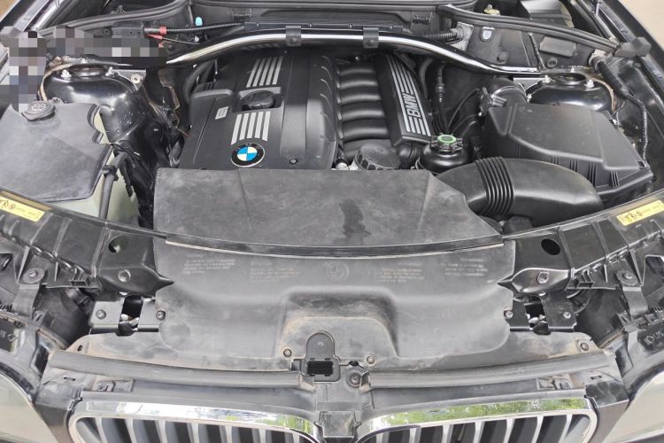 Used BMW X3 2009 xDrive25i Luxury Plus Model Engine Bay