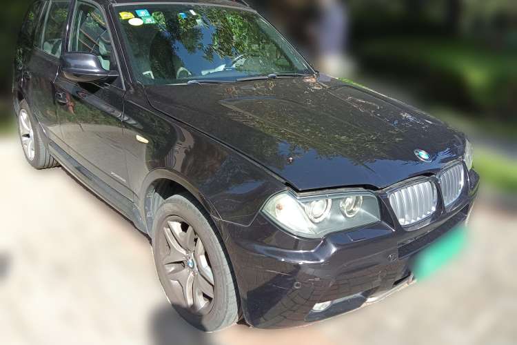 Used BMW X3 2009 xDrive30i Front Right 45 Deg