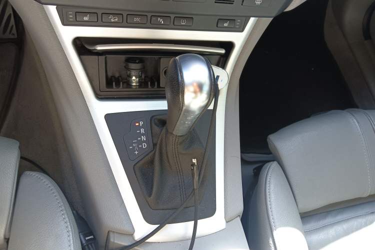 Used BMW X3 2009 xDrive30i Gear Lever