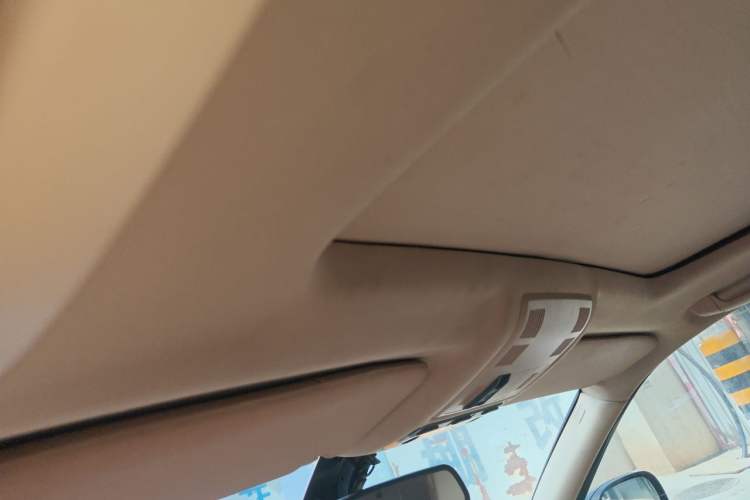 Used BMW X3 2009 xDrive25i Luxury Plus Model Headliner