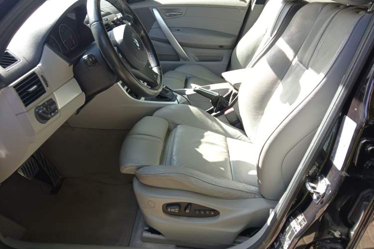 Used BMW X3 2009 xDrive30i Left Front Seat