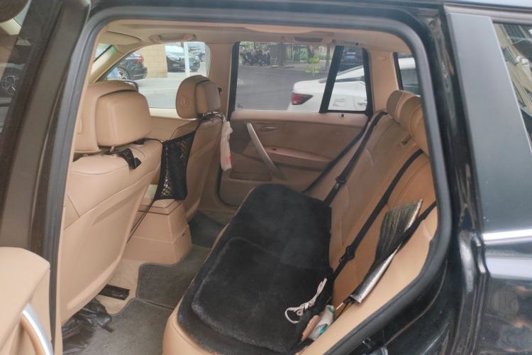 Used BMW X3 2009 xDrive25i Luxury Plus Model Left Rear Seat