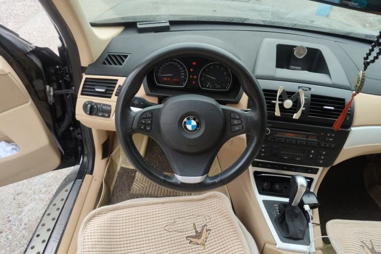 Used BMW X3 2009 xDrive25i Luxury Plus Model Steering Wheel