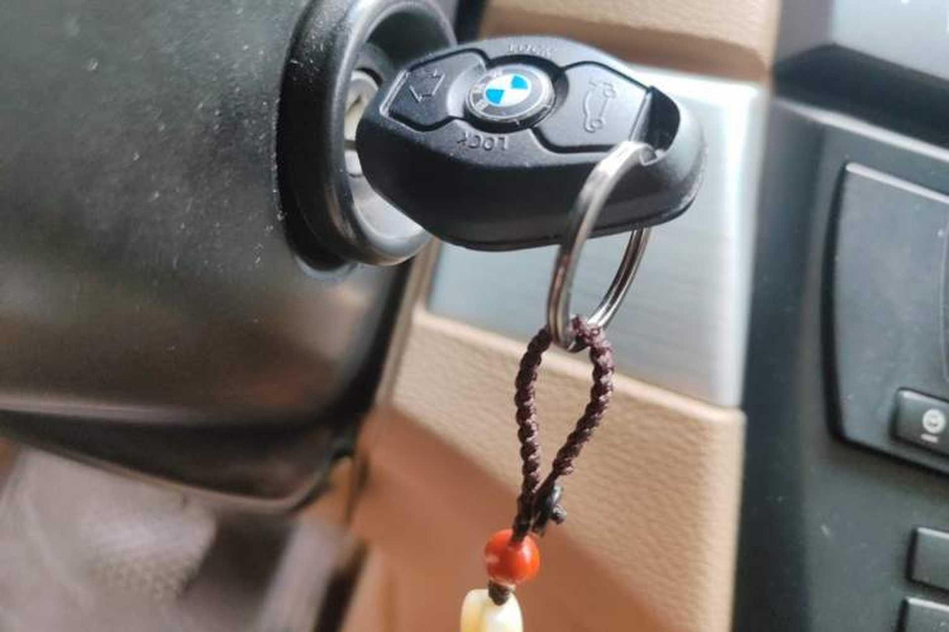 Used BMW X3 2009 xDrive25i Luxury Plus Model Vehicle Key