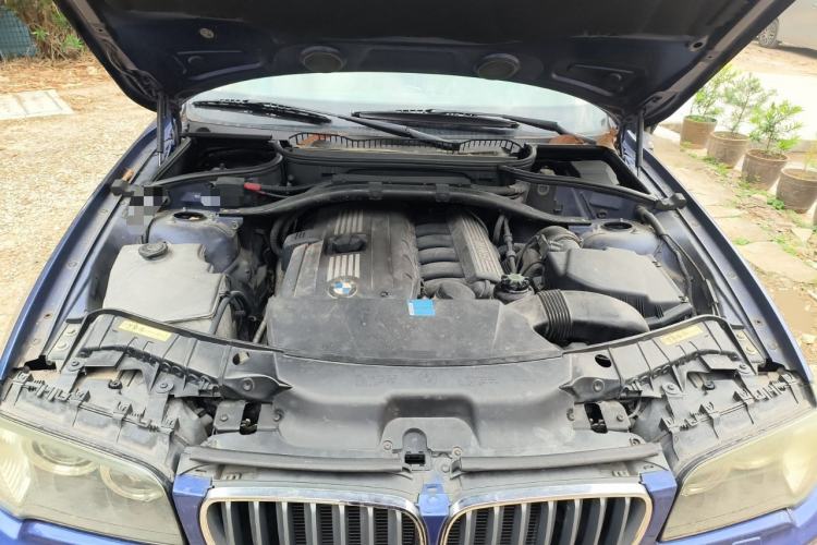 Used BMW X3 2009 xDrive25i Luxury Plus Model Engine Bay