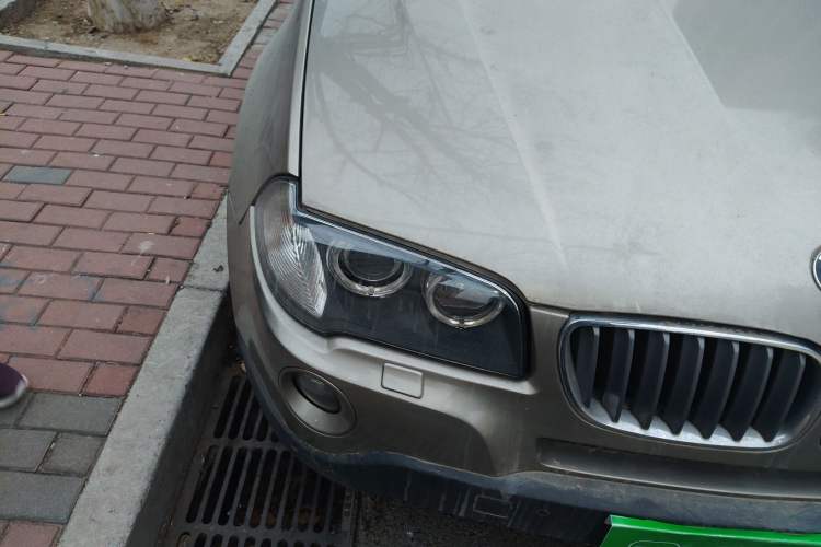 Used BMW X3 2009 xDrive25i Luxury Plus Model Right Front Headlight