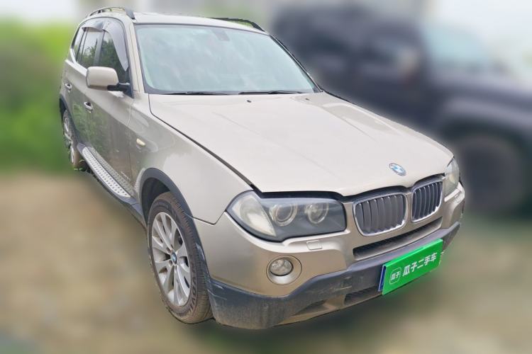Used BMW X3 2009 xDrive30i Front Right 45 Deg