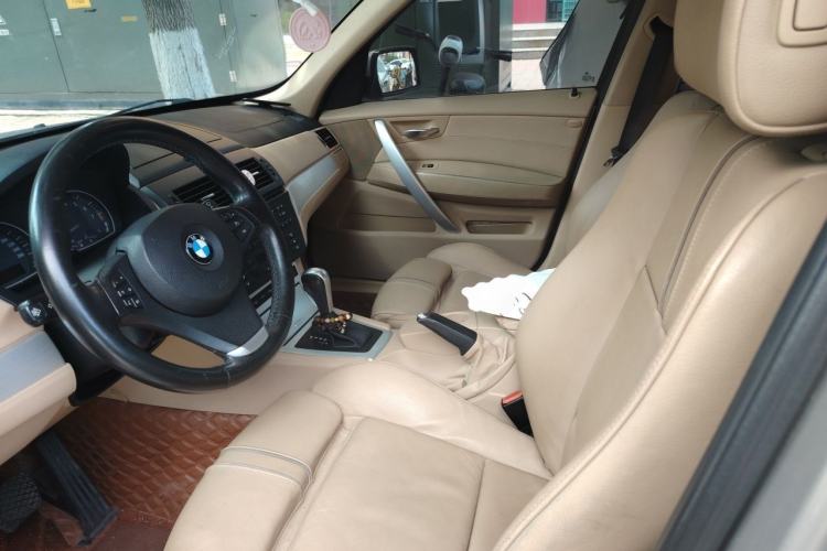 Used BMW X3 2009 xDrive25i Luxury Plus Model Left Front Seat