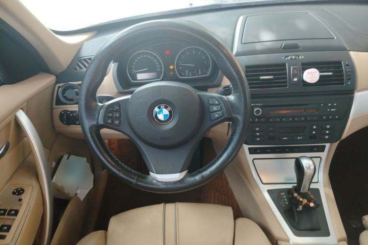 Used BMW X3 2009 xDrive25i Luxury Plus Model Steering Wheel