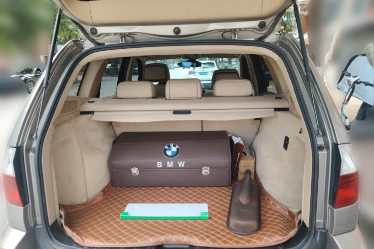 Used BMW X3 2009 xDrive25i Luxury Plus Model Trunk