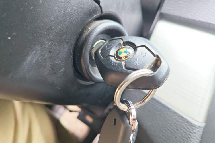 Used BMW X3 2009 xDrive30i Vehicle Key