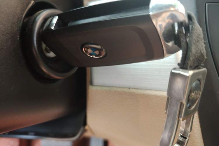 Used BMW X3 2009 xDrive25i Luxury Plus Model Vehicle Key