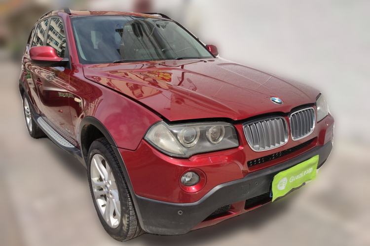 Used BMW X3 2009 xDrive25i Luxury Plus Model Front Right 45 Deg