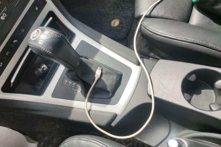Used BMW X3 2009 xDrive25i Luxury Plus Model Gear Lever