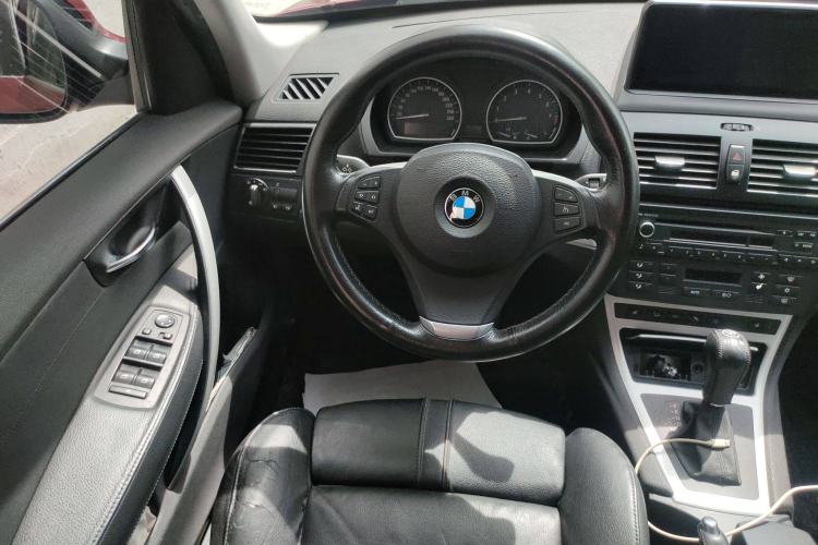 Used BMW X3 2009 xDrive25i Luxury Plus Model Steering Wheel