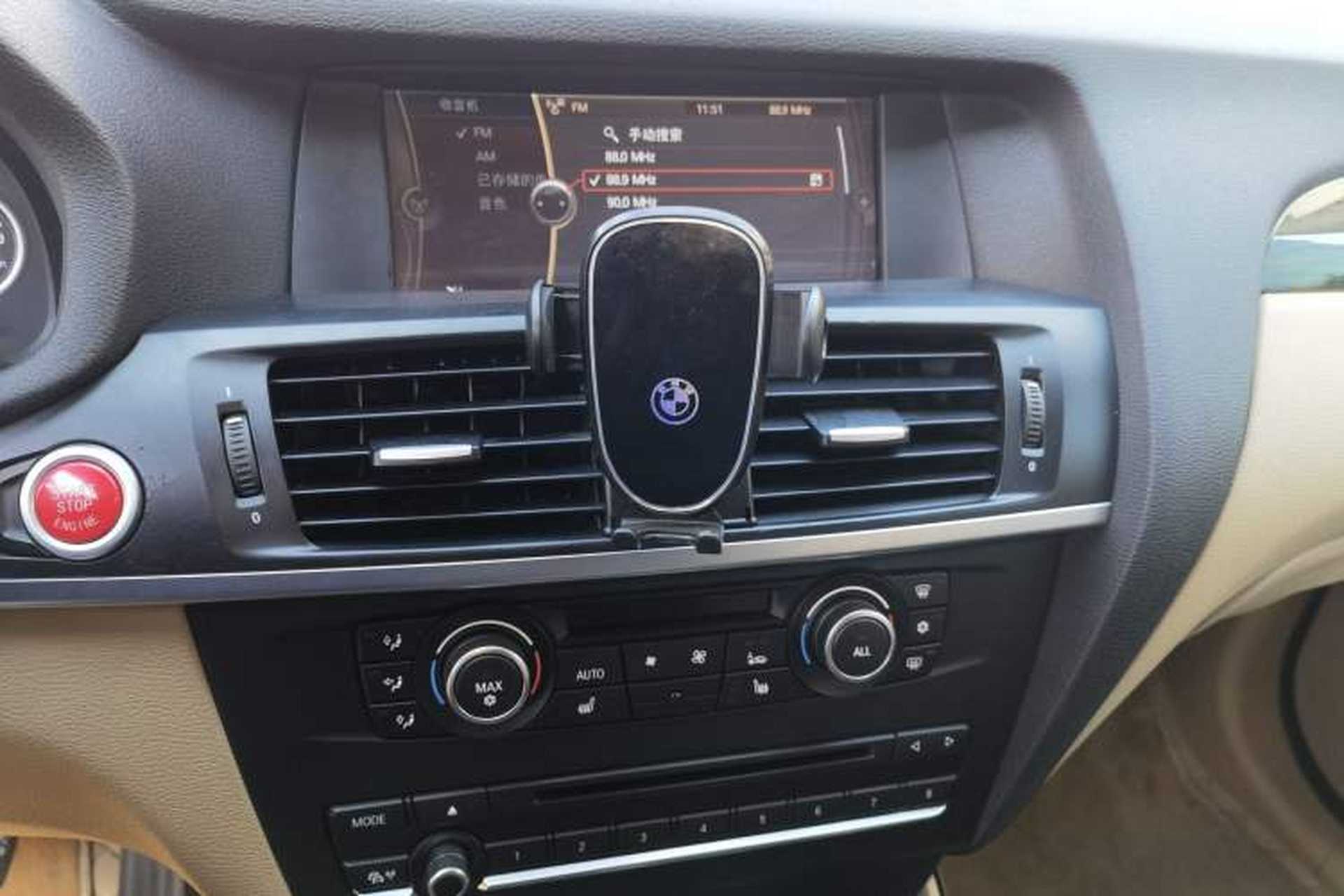 Used BMW X3 2011 xDrive28i Luxury Model Audio And AC Panel
