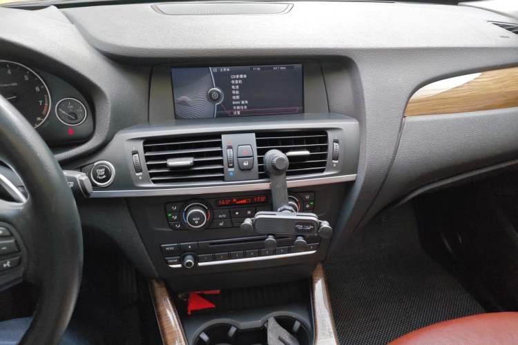 Used BMW X3 2011 xDrive35i Luxury Model Audio And AC Panel