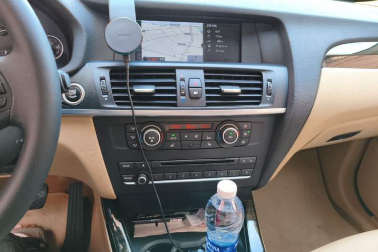 Used BMW X3 2011 xDrive28i Luxury Model Audio And AC Panel