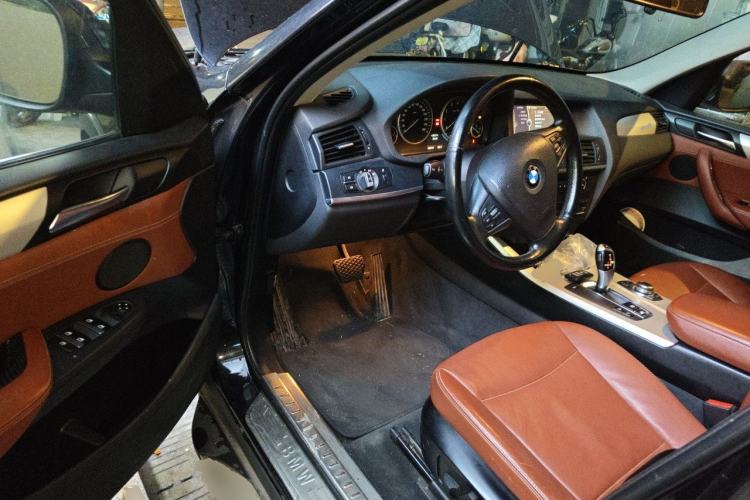 Used BMW X3 2011 xDrive28i Leading Model Driver Seat