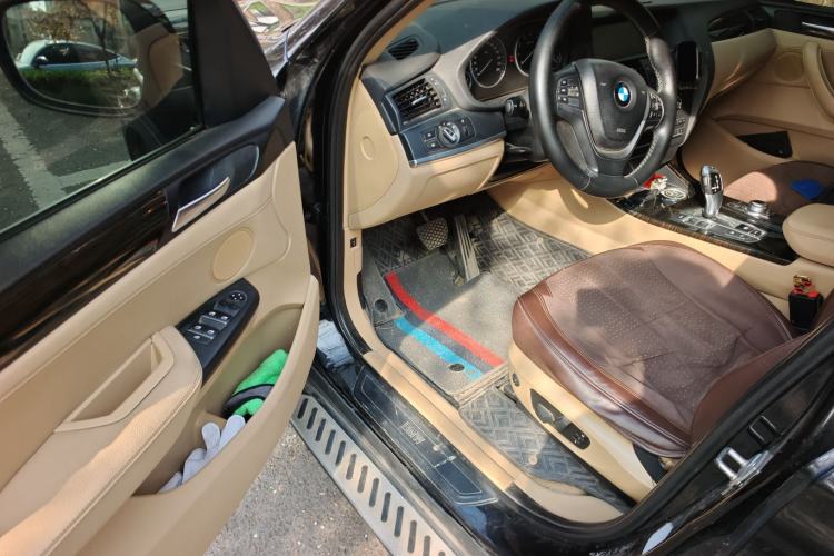 Used BMW X3 2011 xDrive28i Luxury Model Driver Seat