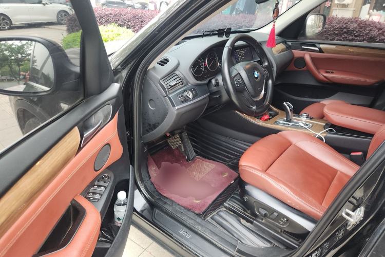 Used BMW X3 2011 xDrive35i Luxury Model Driver Seat