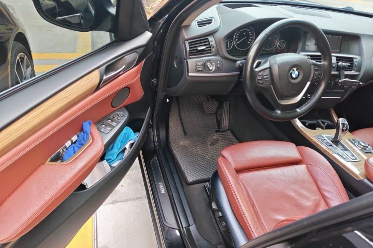 Used BMW X3 2011 xDrive35i Luxury Model Driver Seat