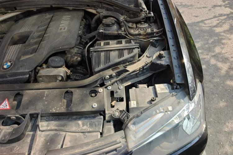 Used BMW X3 2011 xDrive28i Luxury Model Engine Bay Left