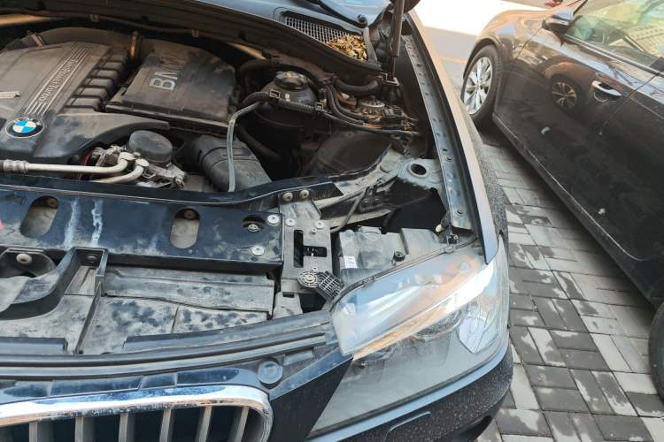 Used BMW X3 2011 xDrive35i Luxury Model Engine Bay Left