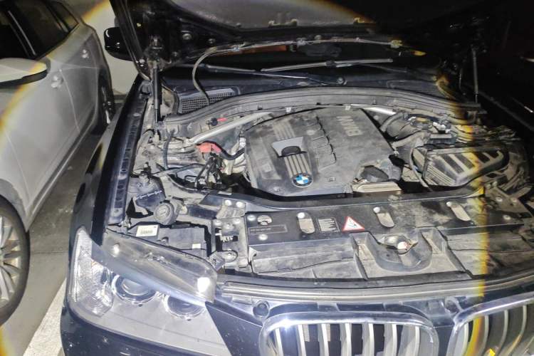 Used BMW X3 2011 xDrive28i Leading Model Engine Bay Right
