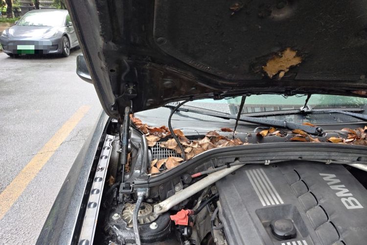 Used BMW X3 2011 xDrive28i Leading Model Engine Bay Right