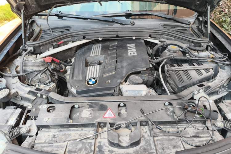 Used BMW X3 2011 xDrive28i Luxury Model Engine Bay