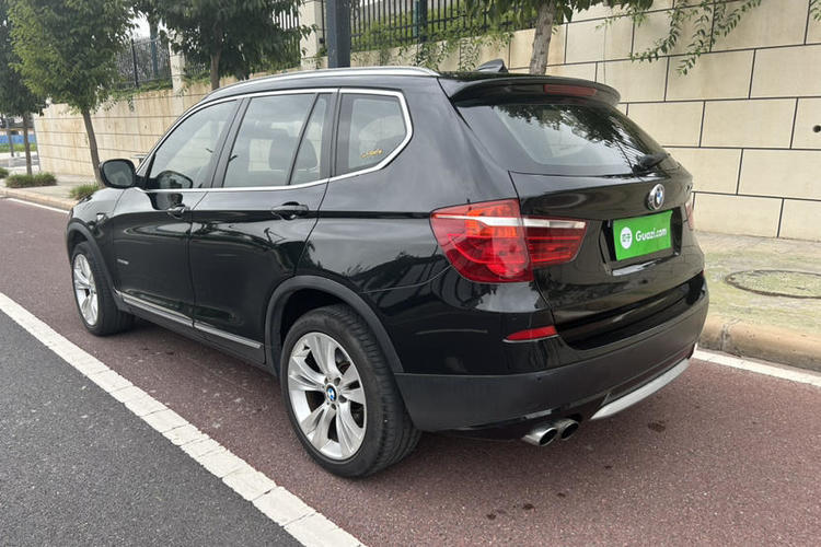 Used BMW X3 2011 xDrive35i Luxury Model Exterior 3