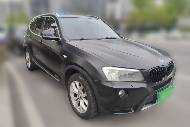 Used BMW X3 2011 xDrive28i Luxury Model Front Right 45 Deg