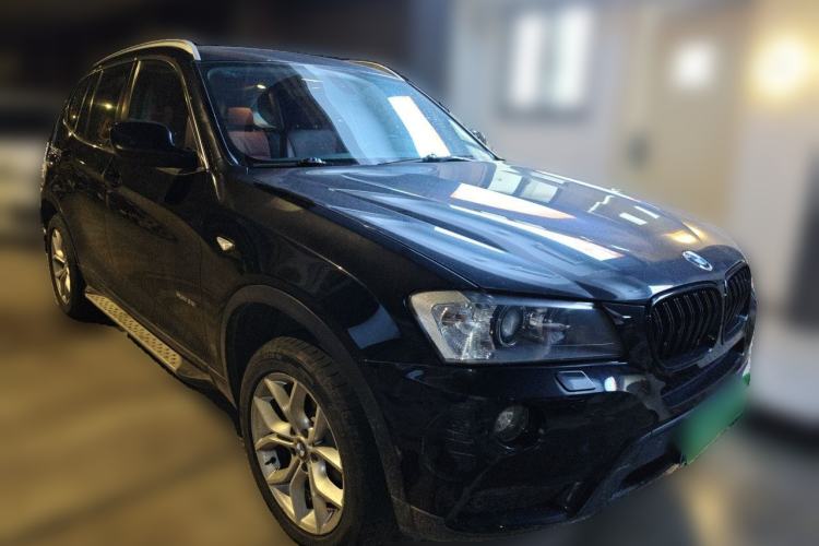 Used BMW X3 2011 xDrive28i Leading Model Front Right 45 Deg