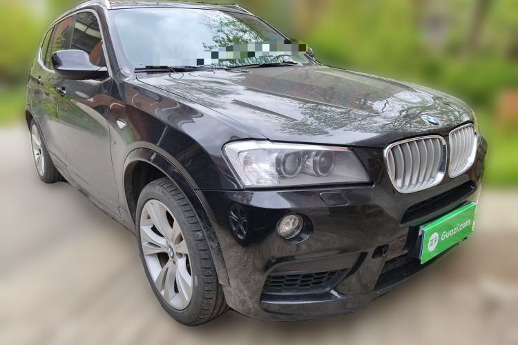 Used BMW X3 2011 xDrive35i Luxury Model Front Right 45 Deg