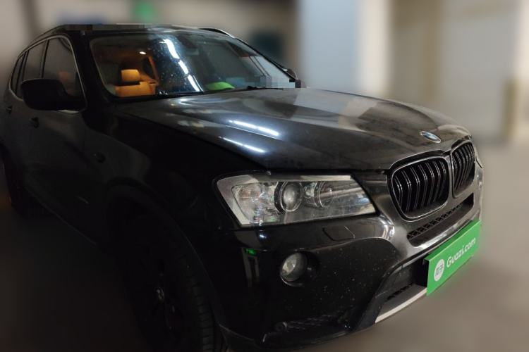 Used BMW X3 2011 xDrive28i Luxury Model Front Right 45 Deg