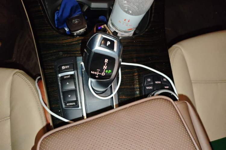 Used BMW X3 2011 xDrive28i Luxury Model Gear Lever