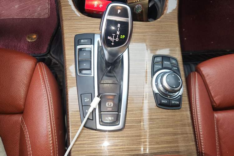 Used BMW X3 2011 xDrive35i Luxury Model Gear Lever