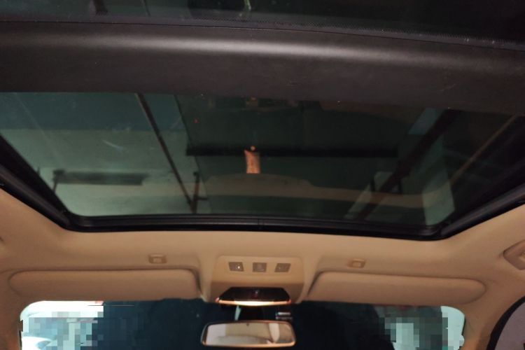 Used BMW X3 2011 xDrive28i Luxury Model Headliner