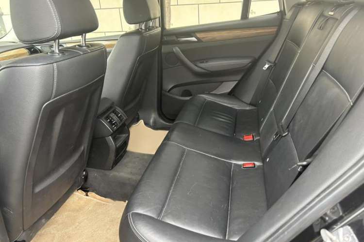 Used BMW X3 2011 xDrive35i Luxury Model Interior 2