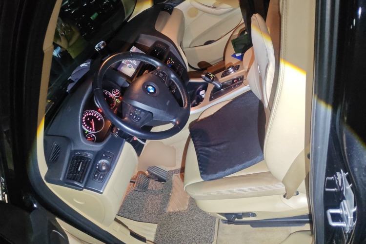 Used BMW X3 2011 xDrive28i Leading Model Left Front Seat