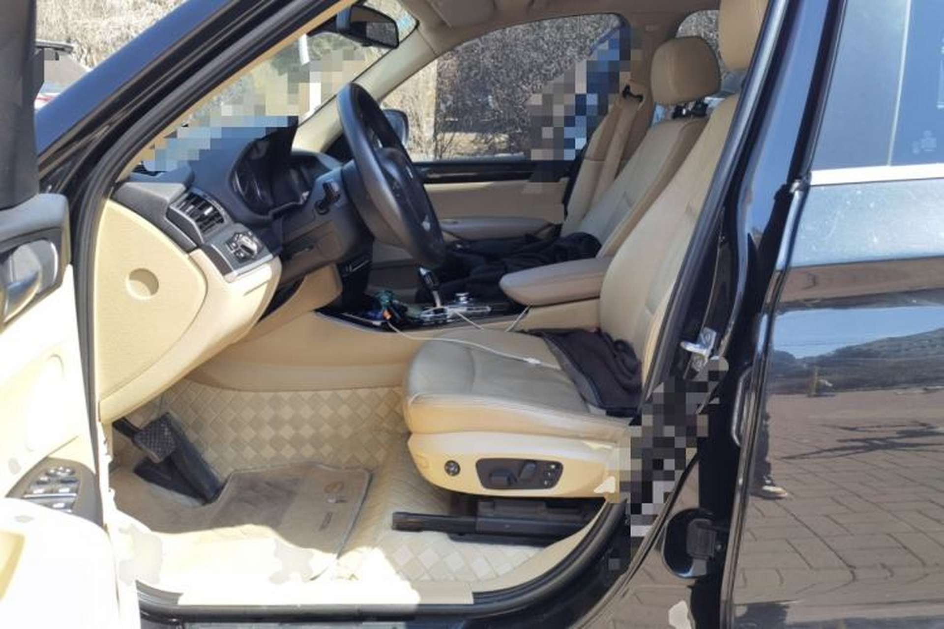 Used BMW X3 2011 xDrive28i Luxury Model Left Front Seat